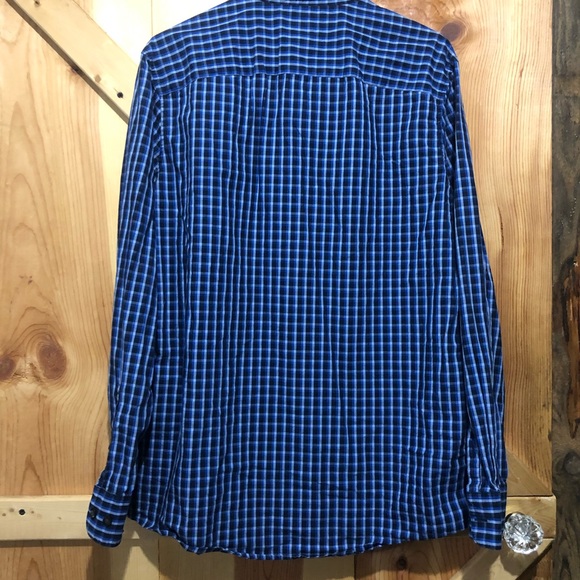 Claiborne slim fit men’s dress shirt - Picture 2 of 3